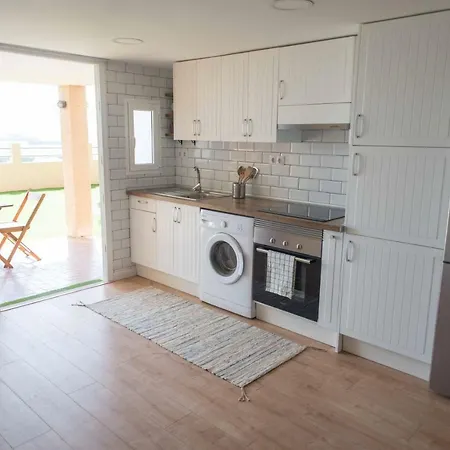 Cozy Studio With Good Views Апартаменты
